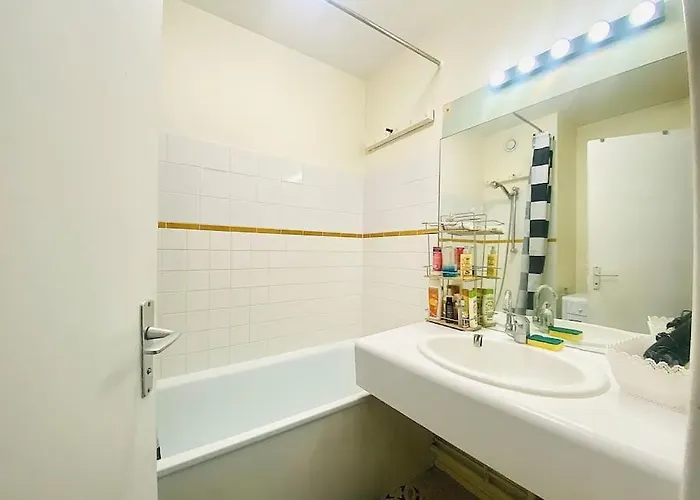 2 - Wifi - Parking Λε Μανς